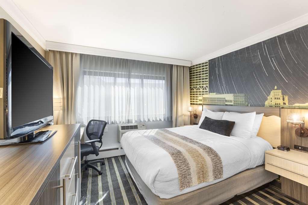 Best Western Plus Milwaukee West Rom bilde