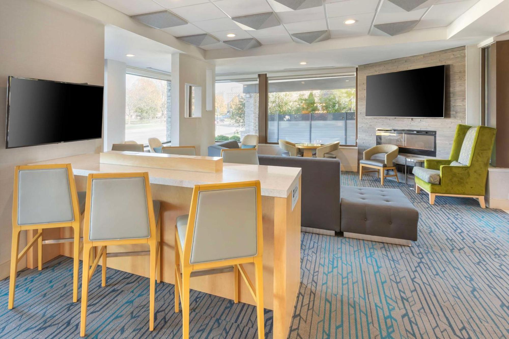 Best Western Plus Milwaukee West Eksteriør bilde