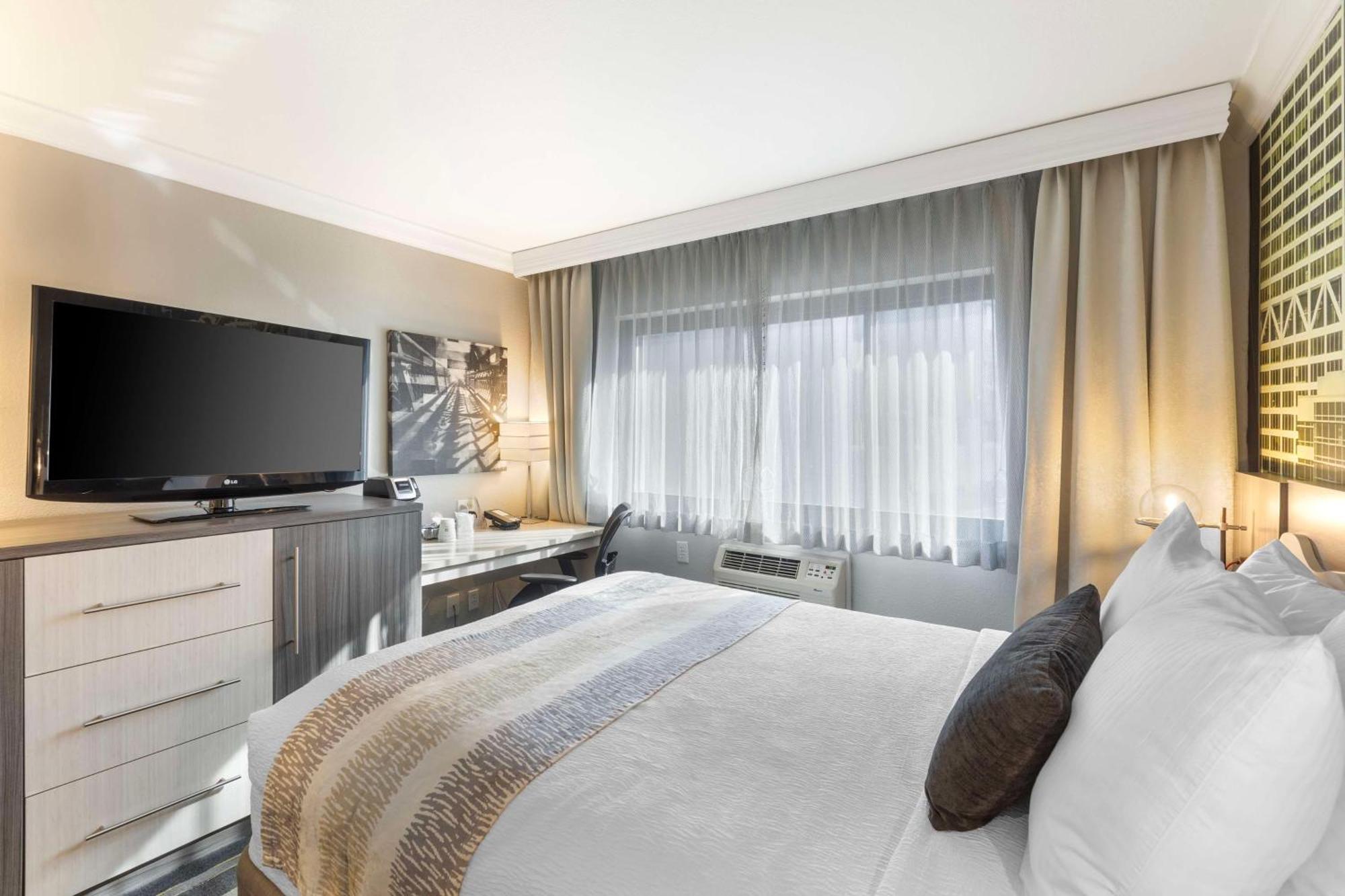 Best Western Plus Milwaukee West Eksteriør bilde